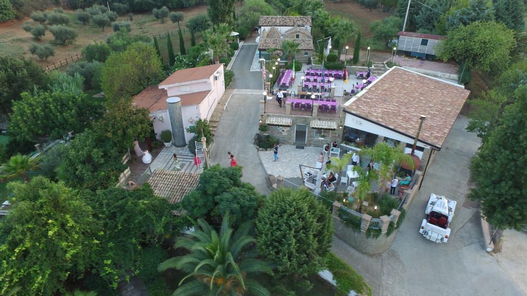 פיסטיצ'י Agriturismo Terranova מראה חיצוני תמונה