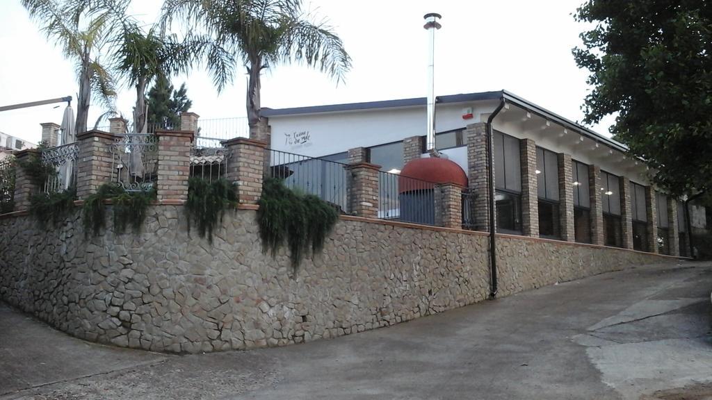 פיסטיצ'י Agriturismo Terranova מראה חיצוני תמונה