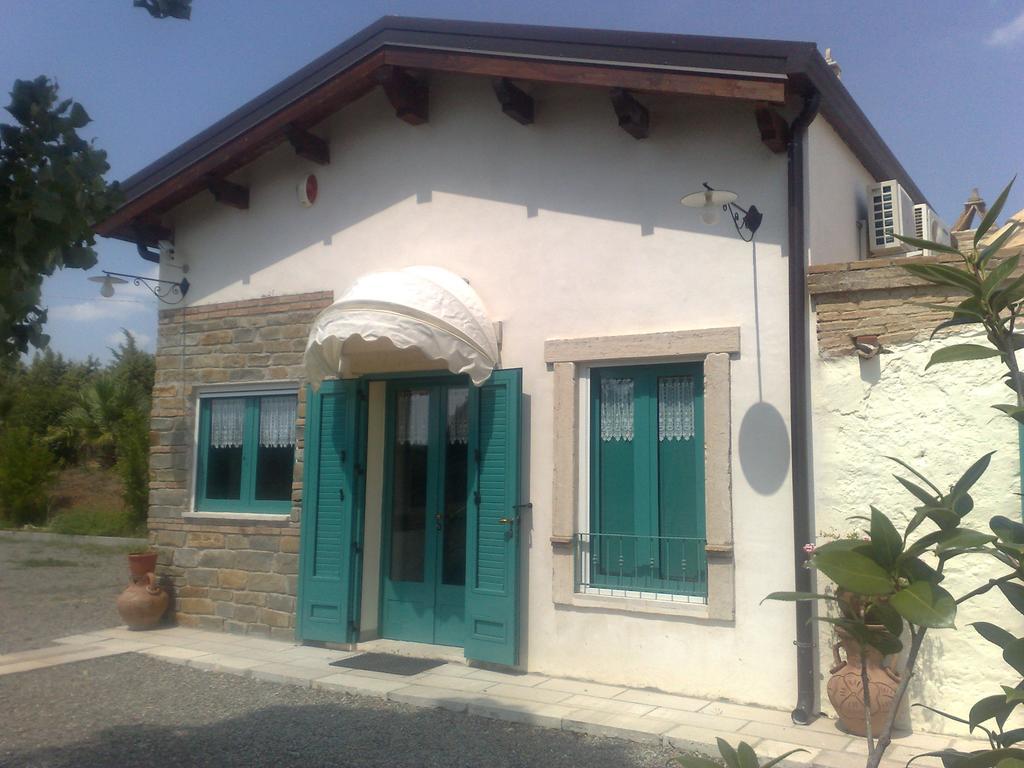 פיסטיצ'י Agriturismo Terranova מראה חיצוני תמונה