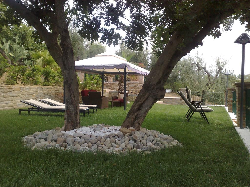 פיסטיצ'י Agriturismo Terranova מראה חיצוני תמונה