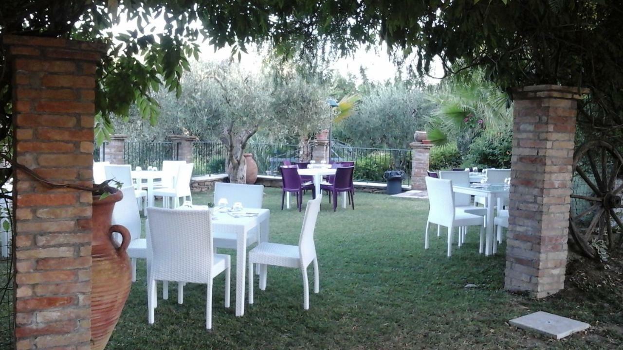 פיסטיצ'י Agriturismo Terranova מראה חיצוני תמונה